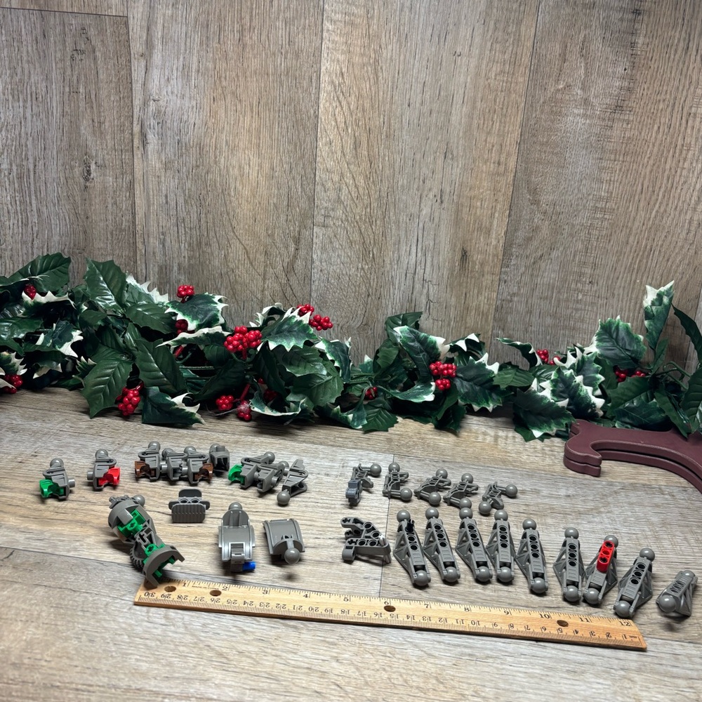 Lego Bionicle #44148 #32173#45749 Lot Of Dark Gray Replacement Parts Pieces (28)
